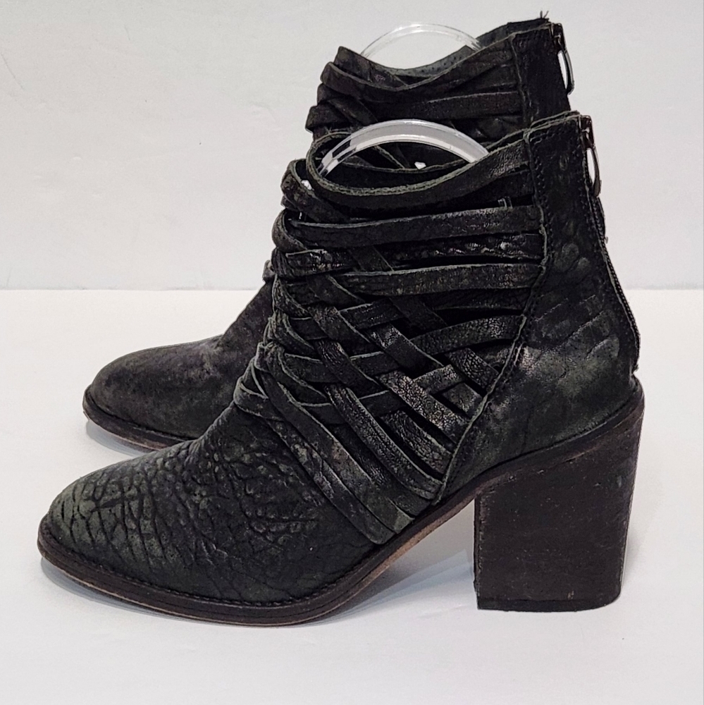 Free People Carrera‎ Heel Boot - Picture 4 of 11